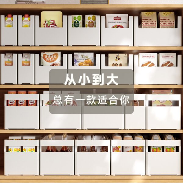 Plastic kitchen supplies